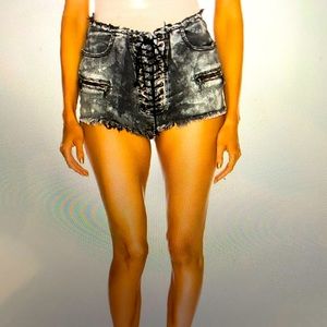 Ben Taverniti Unravel Project distressed shorts